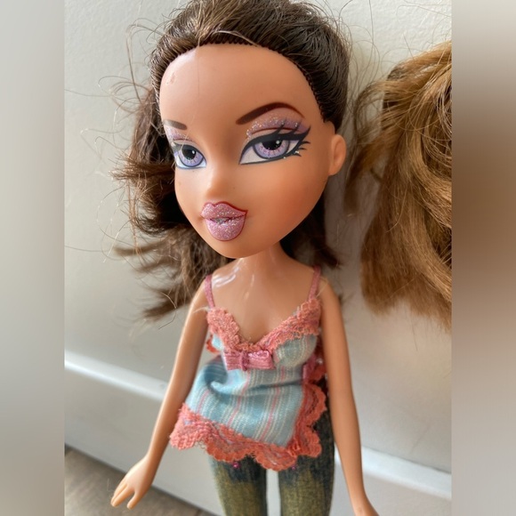 Y2K vintage Bratz lot - Picture 3 of 4